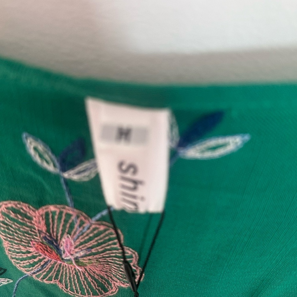 Shineflow Women's Short Sleeve Mexican Embroidered Floral Pleated size M - Picture 9 of 9